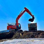 Loading a lorry with dirt